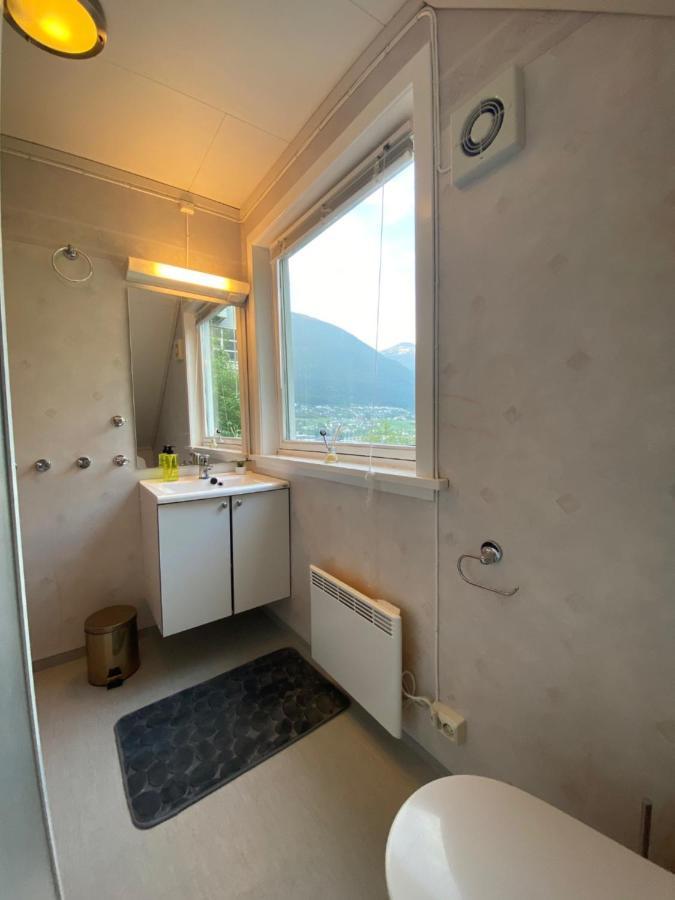 Leilighet Loft Visnes Stryn Esterno foto